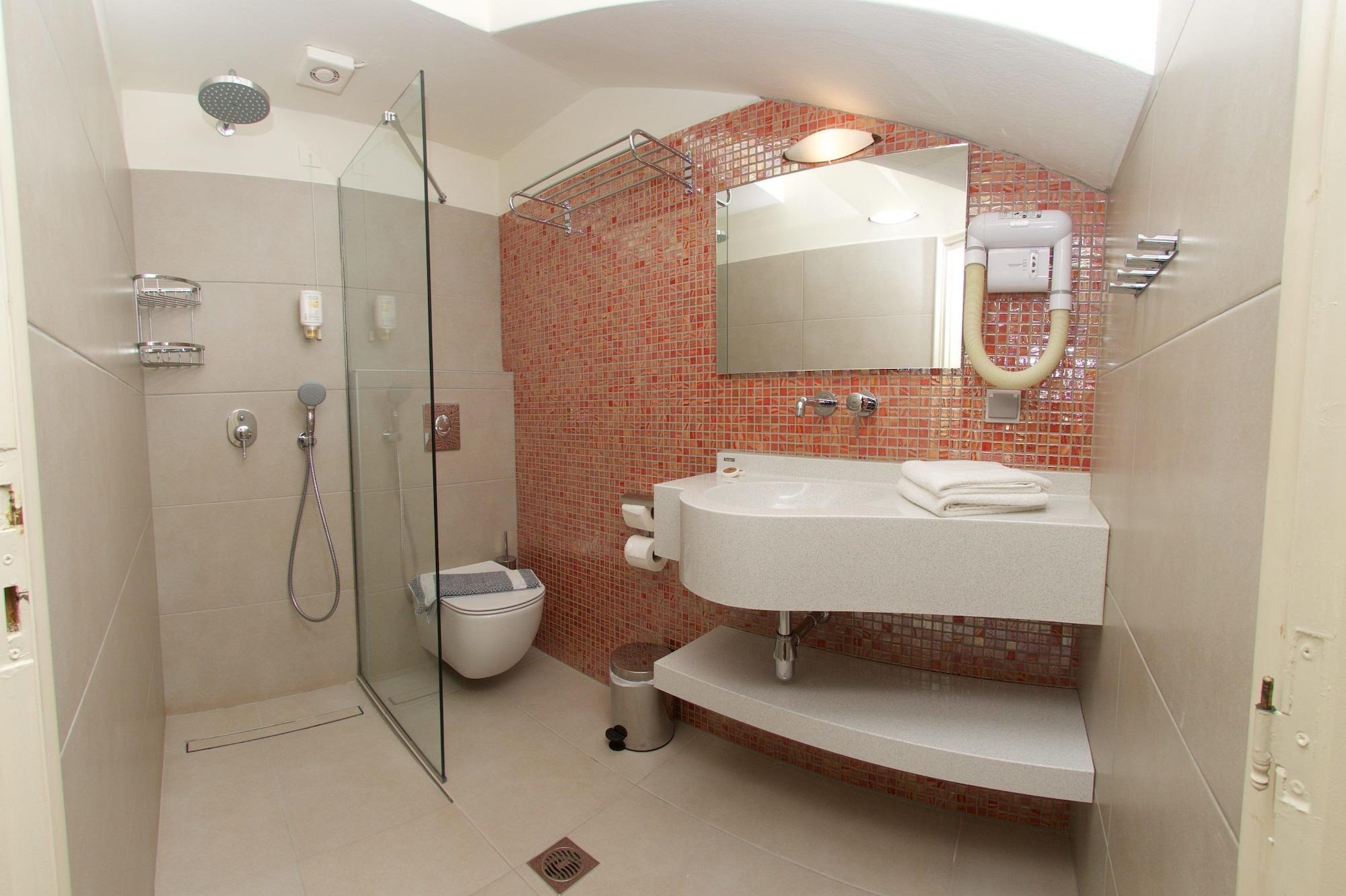 Dafnoudi Hotel Apartments Antipata  Экстерьер фото