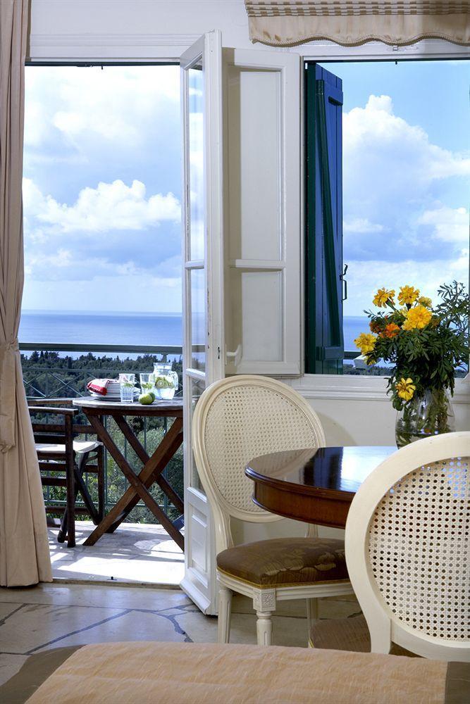 Dafnoudi Hotel Apartments Antipata  Экстерьер фото
