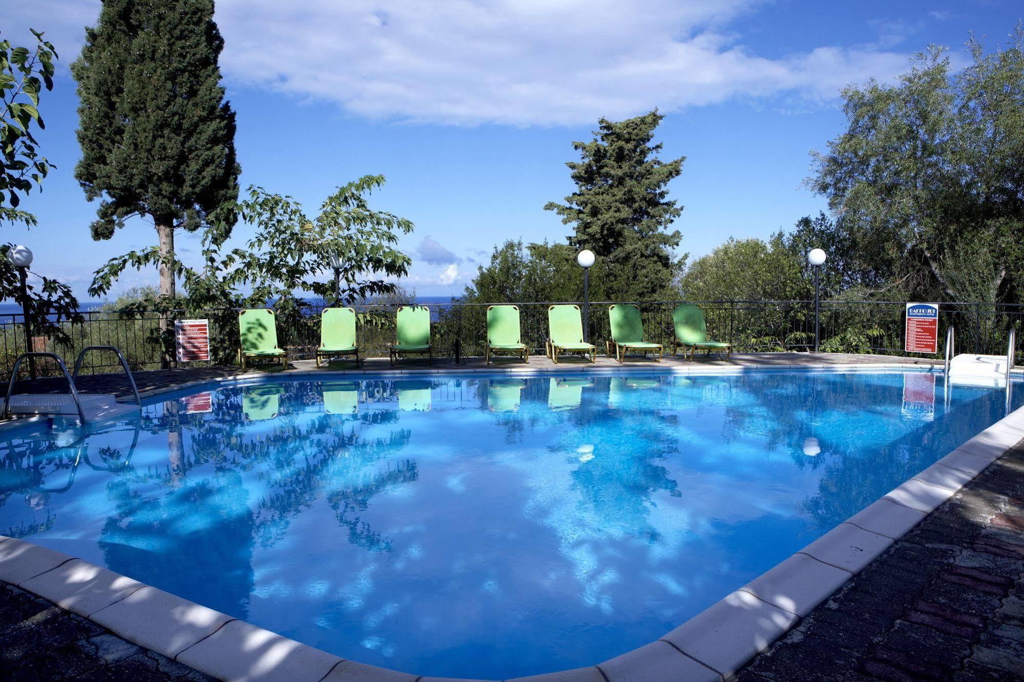 Dafnoudi Hotel Apartments Antipata  Экстерьер фото